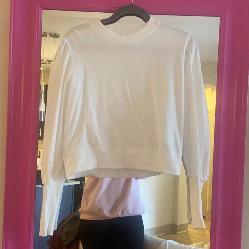 Zara long sleeve cropped white tshirt